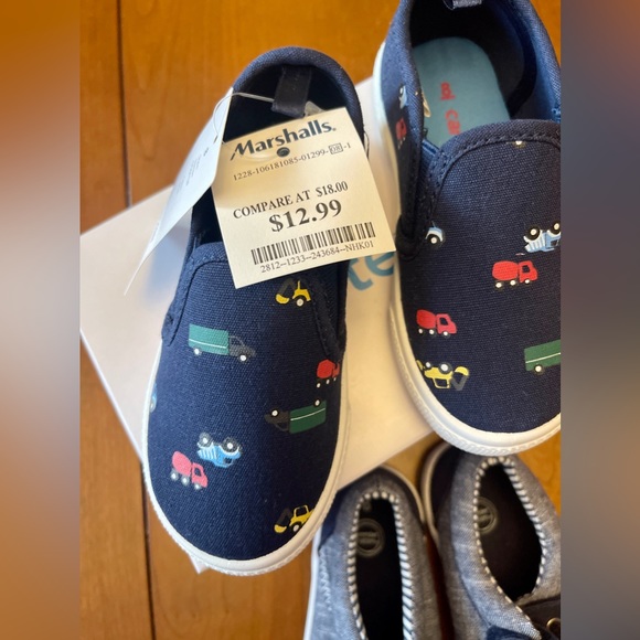 toddler boy shoes size 8 Carters and Wonder Nation - Picture 2 of 4